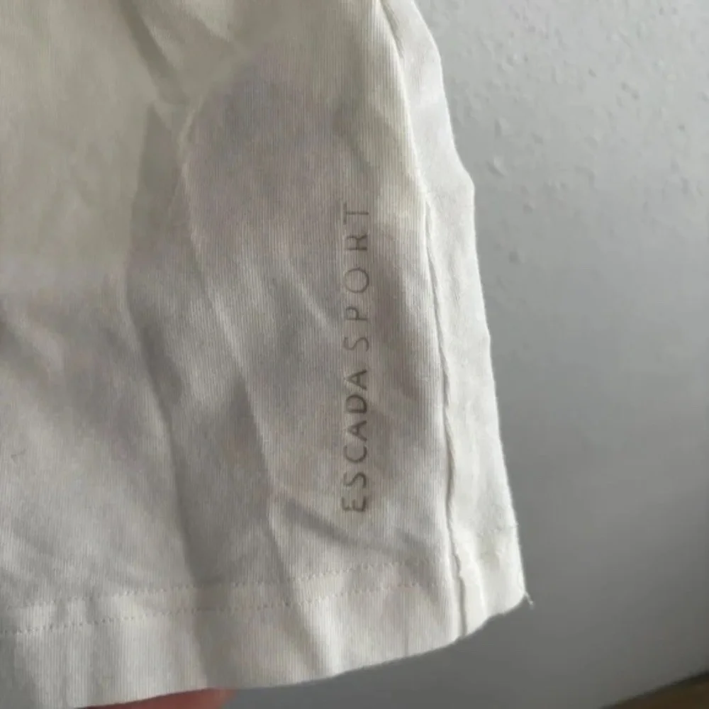 Escada Sport Vintage "Paradise" Sequins Tee Shirt - Picture 2 of 6